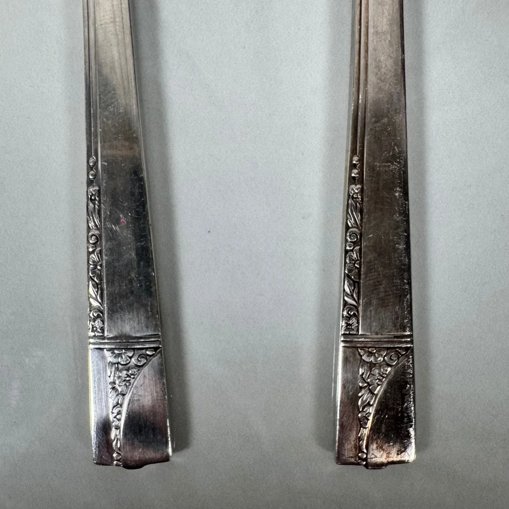 Set of‎ 2 Oneida Nobility Plate Silver Plated Butter Spreader Knife Caprice